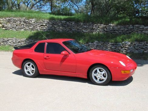 Used 1995 Porsche 968 Coupe RWD image 3
