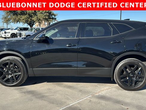 Used 2025 Chevrolet Blazer LT w/ Driver Confidence Package image 8