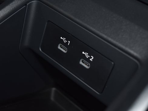 New 2025 Nissan Armada SL w/ Captain's Chari Seat Package image 14