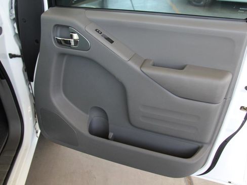 Used 2020 Nissan Frontier S w/ S Utility Package RWD image 19