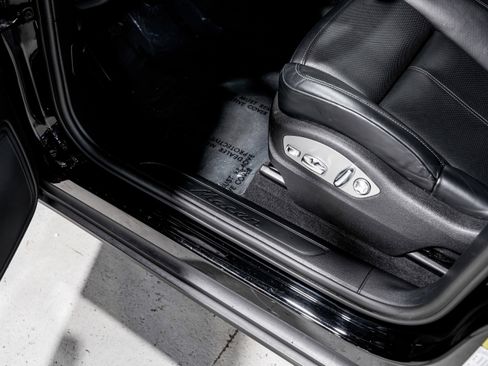 Used 2024 Porsche Macan image 18