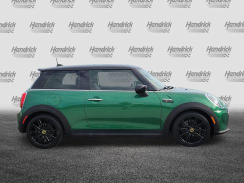 Used 2024 MINI Cooper SE FWD image 8