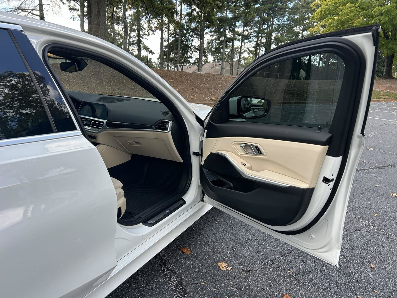 Used 2020 BMW 330i Sedan RWD image 21