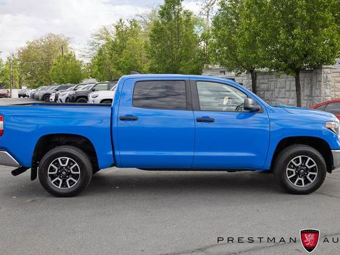Used 2021 Toyota Tundra SR5 w/ TRD Off-Road Package AWD/4WD image 18