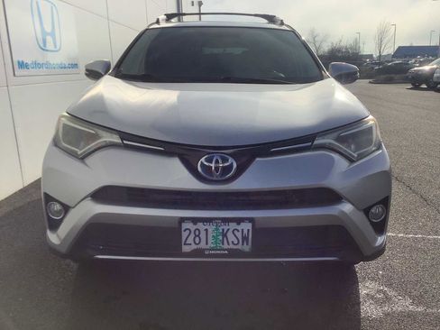 Used 2016 Toyota RAV4 XLE image 9