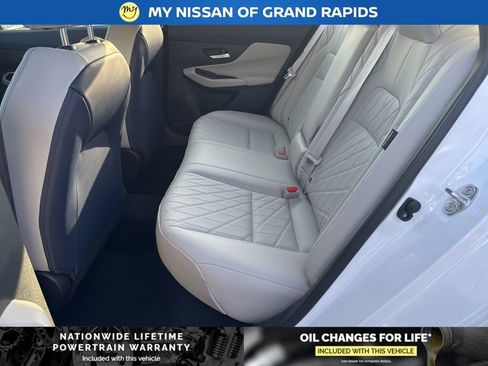 New 2026 Nissan Sentra SL image 6