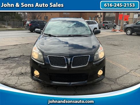 Used 2009 Pontiac Vibe GT image 1