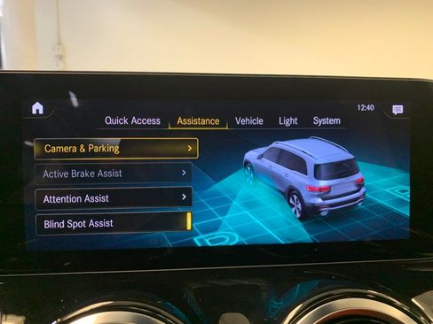 Used 2023 Mercedes-Benz GLB 250 4MATIC w/ AMG Line image 36