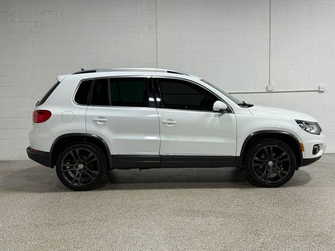 Used 2017 Volkswagen Tiguan SEL image 4