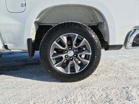 Certified 2025 Chevrolet Silverado 1500 LT image 11