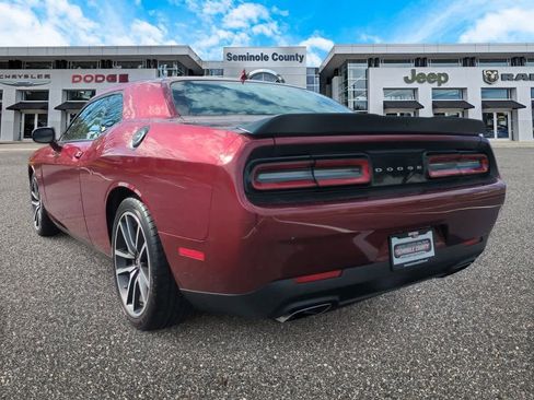 Used 2022 Dodge Challenger R/T w/ Plus Package image 6