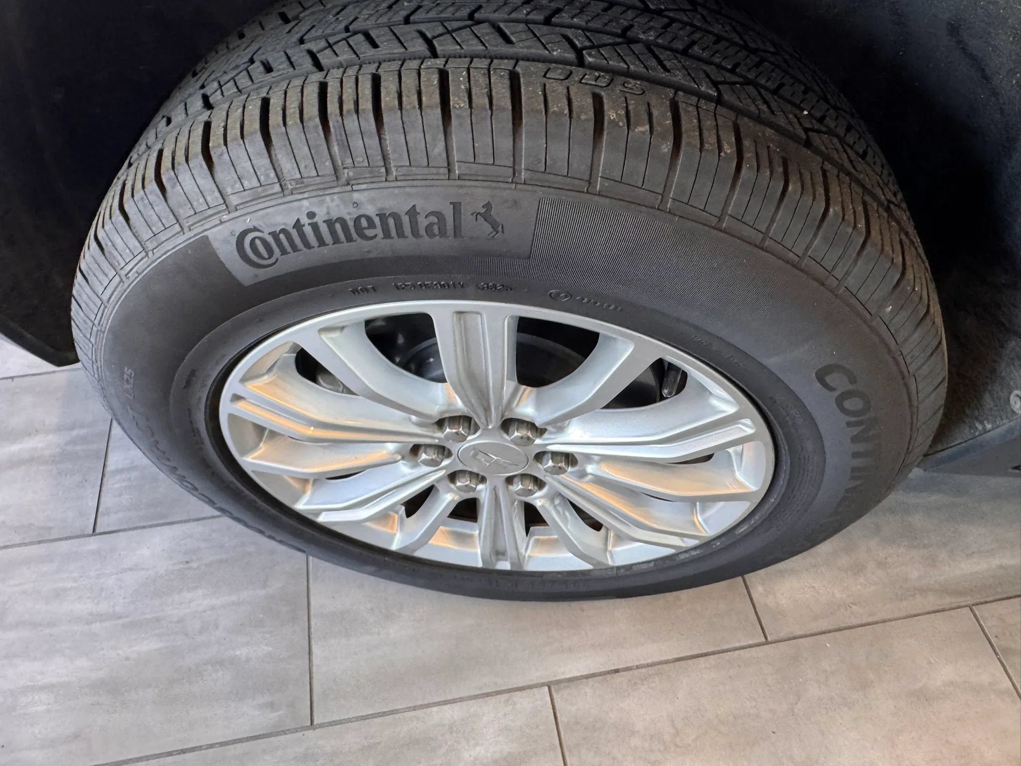 Used 2019 Cadillac XT5 FWD image 19