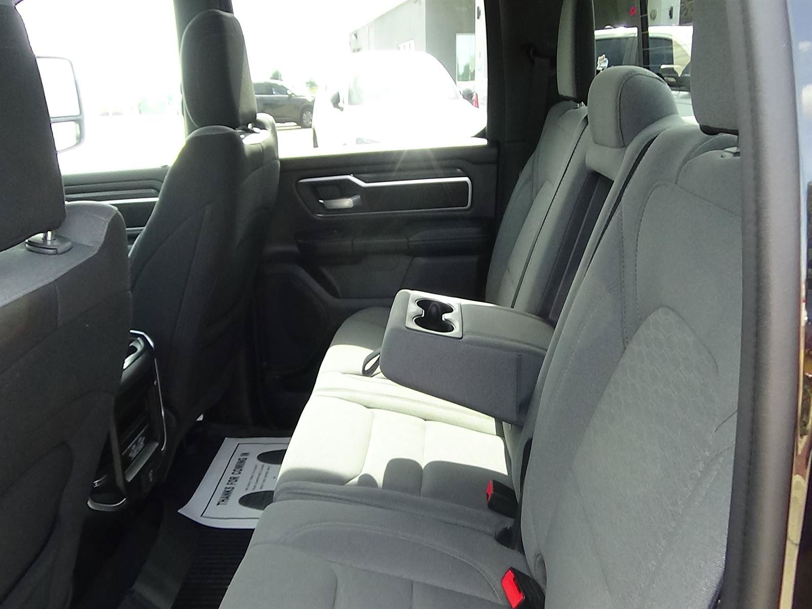 Used 2025 RAM 1500 Big Horn AWD/4WD image 13