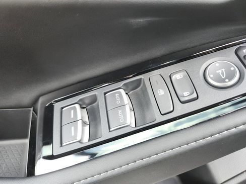 Used 2024 Honda Accord Touring image 18