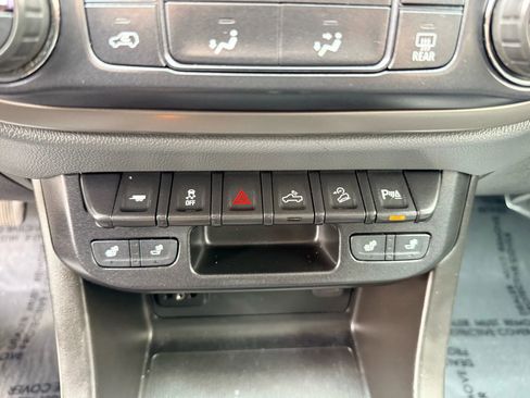 Used 2019 Chevrolet Colorado Z71 image 18