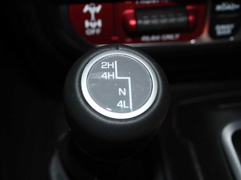 Used 2025 Jeep Wrangler Unlimited Rubicon w/ Safety Group AWD/4WD image 42