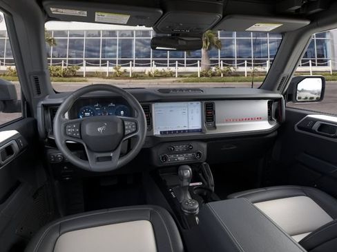 New 2026 Ford Bronco Outer Banks w/ Sasquatch Package AWD/4WD image 9