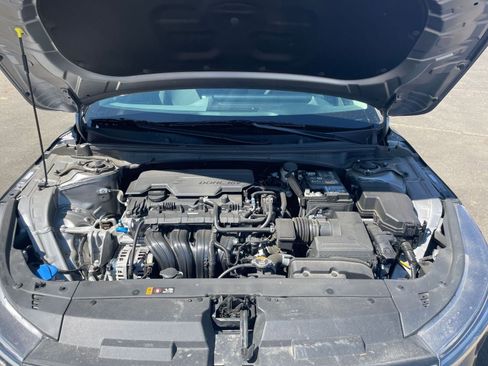 Used 2025 Kia K4 LXS image 31