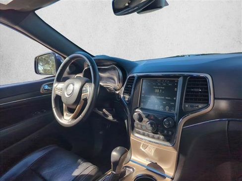 Used 2017 Jeep Grand Cherokee Limited w/ Luxury Group II image 25