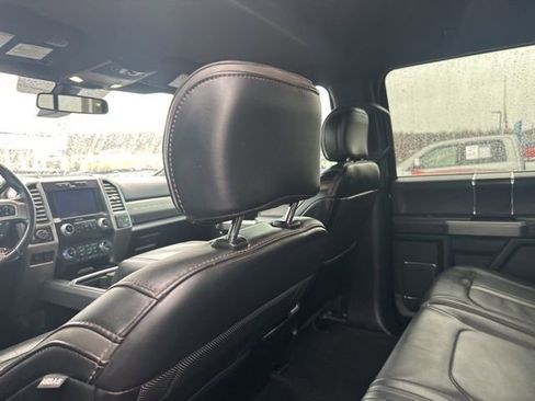 Used 2019 Ford F250 Platinum image 11