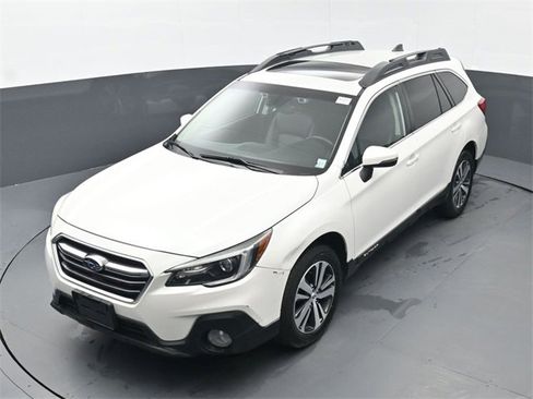 Used 2019 Subaru Outback 2.5i Limited image 38