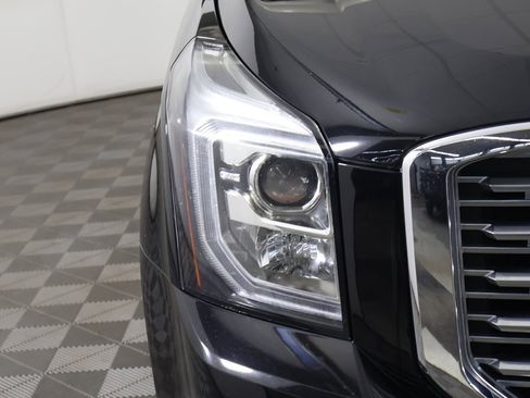 Used 2019 GMC Yukon Denali w/ Denali Ultimate Package image 18