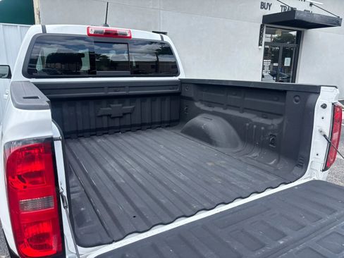Used 2016 Chevrolet Colorado LT w/ LT Convenience Package RWD image 7