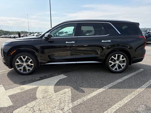 Used 2022 Hyundai Palisade Limited FWD image 9