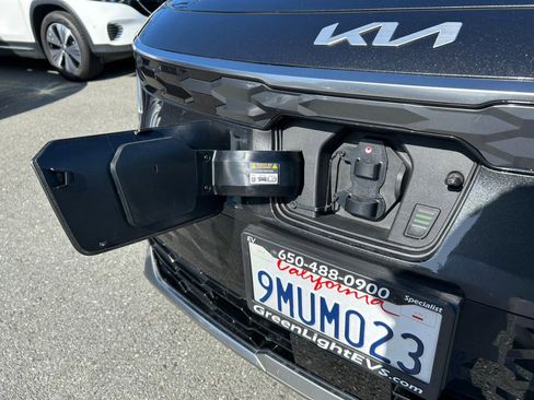 Used 2024 Kia Niro Wind FWD image 61