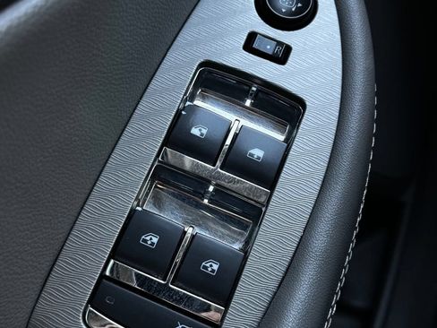 Used 2016 Chevrolet Impala LS FWD image 27