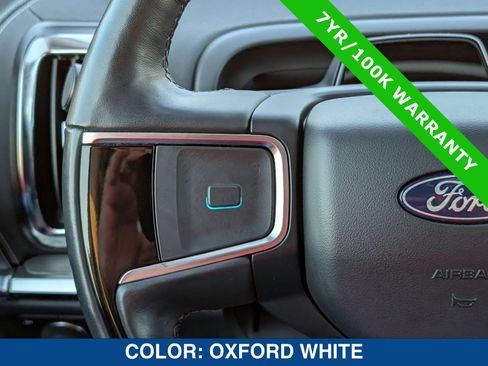 Certified 2025 Ford Expedition Max Platinum image 27