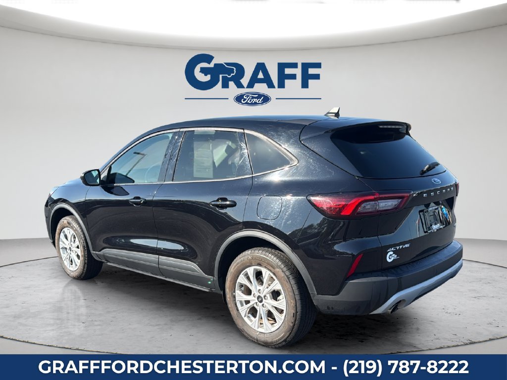 Used 2025 Ford Escape Active AWD/4WD image 4