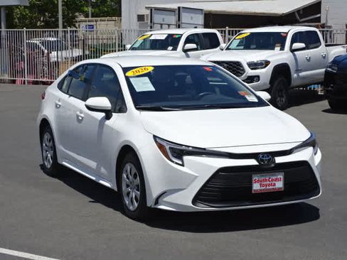Certified 2026 Toyota Corolla LE w/ Carpet Mat Package (TMS) FWD image 2