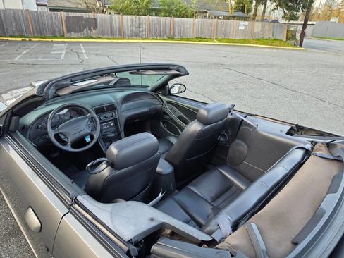 Used 2002 Ford Mustang GT image 10