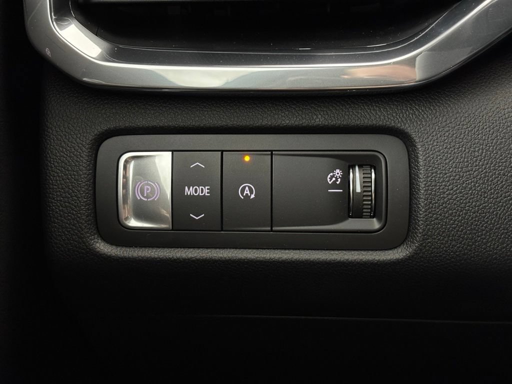 New 2026 GMC Acadia Elevation w/ Elevation Premium Package FWD image 24