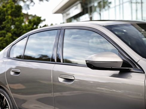 New 2026 BMW 530i w/ M Sport Package image 5