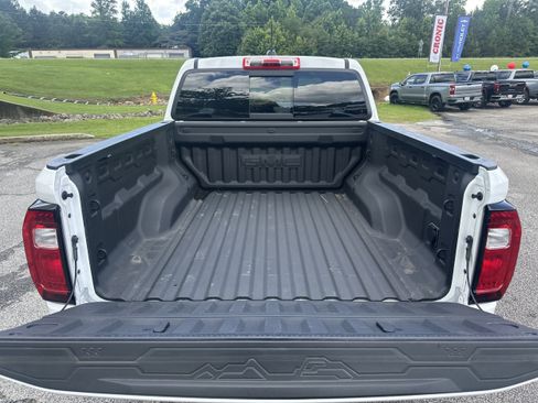 Used 2023 GMC Canyon AT4 w/ AT4 Premium Package AWD/4WD image 18