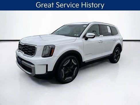 Certified 2023 Kia Telluride S w/ S Sunroof Package image 3