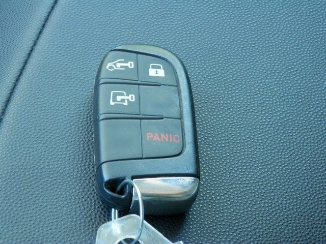 Used 2025 RAM ProMaster 2500 w/ Convenience Group FWD image 27