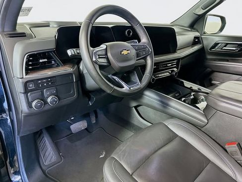 Used 2025 Chevrolet Tahoe LT image 10