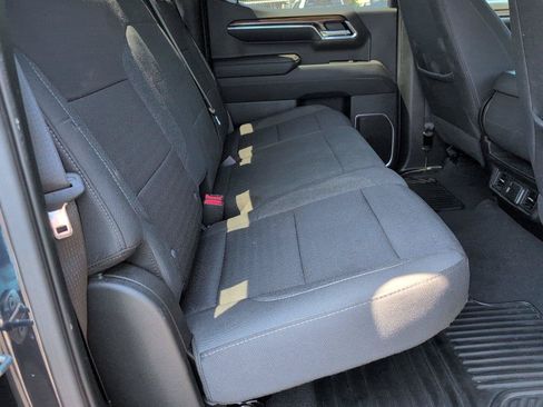 Used 2023 Chevrolet Silverado 1500 LT AWD/4WD image 37