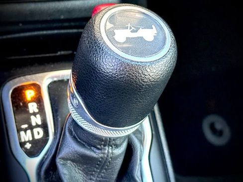 Used 2022 Jeep Wrangler Unlimited Sport image 15