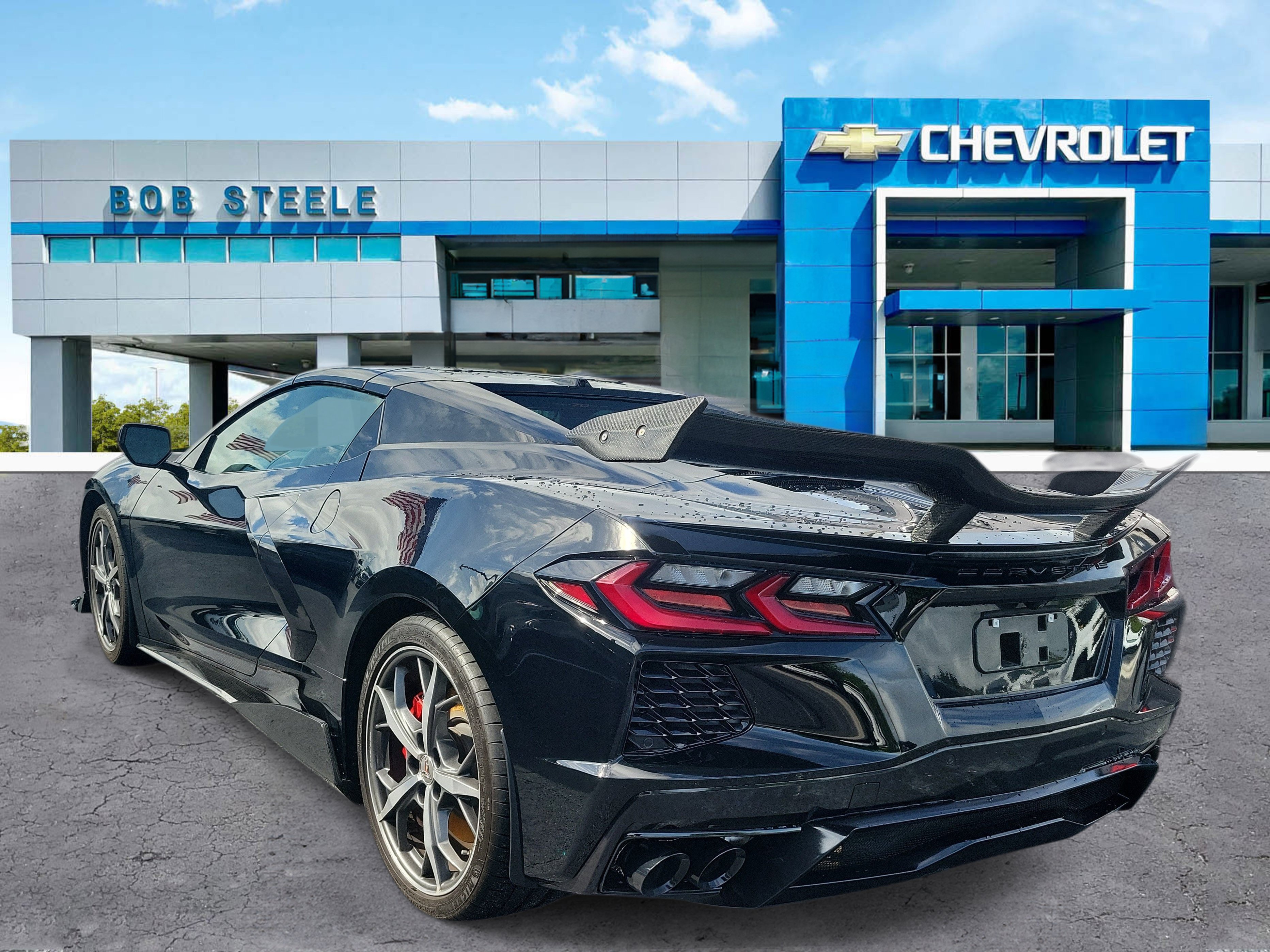 Used 2023 Chevrolet Corvette Stingray Premium Conv w/ Z51 Performance Package RWD image 3