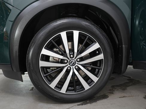 Used 2024 Nissan Pathfinder Platinum AWD/4WD image 35