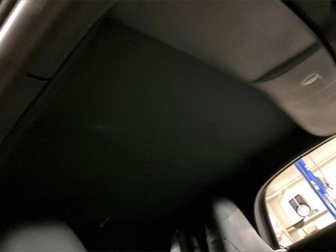 Used 2017 Jaguar F-TYPE Premium image 15