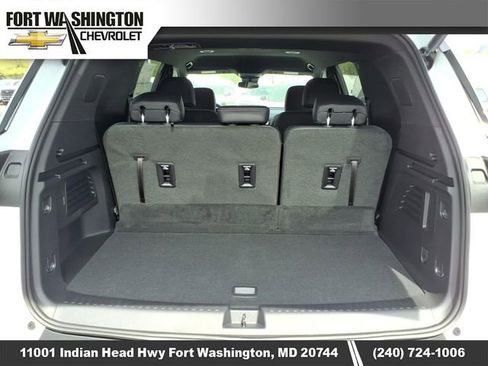 New 2026 Chevrolet Traverse LT w/ Midnight/Sport Edition FWD image 3