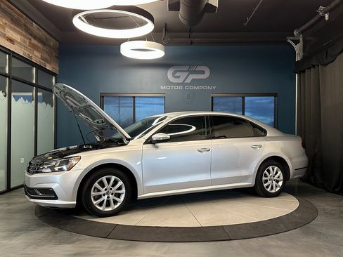 Used 2018 Volkswagen Passat 2.0T S image 23