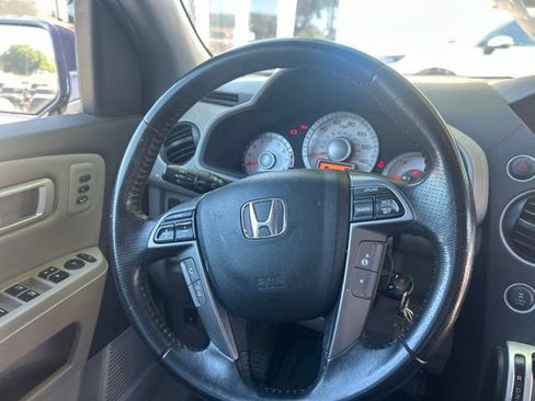 Used 2011 Honda Pilot Touring image 19