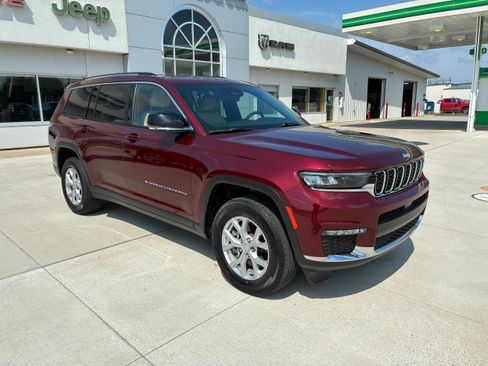 Used 2023 Jeep Grand Cherokee L Limited AWD/4WD image 1