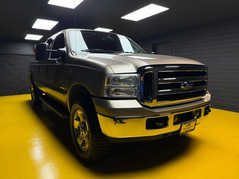 Used 2007 Ford F350 Lariat AWD/4WD image 2